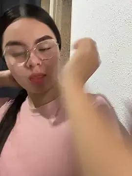 ZoeCherry from StripChat is Freechat