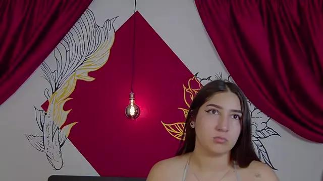 zoee_moretti from StripChat is Freechat