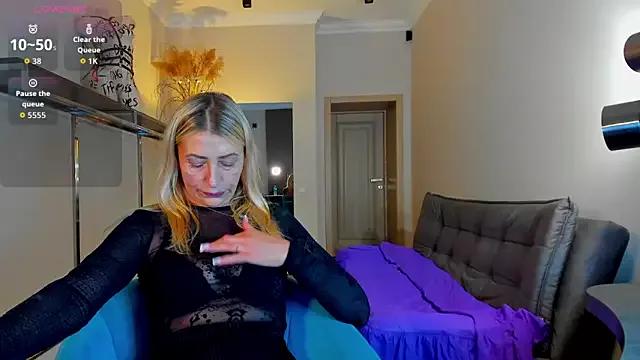 ZoeGrant from StripChat is Freechat
